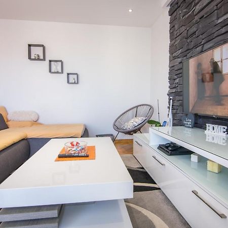 Apartman Petra Apartment Makarska Bagian luar foto
