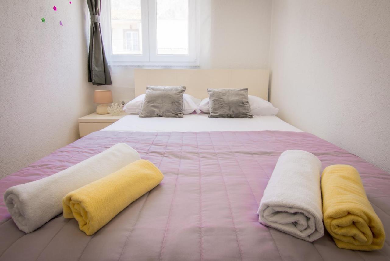 Apartman Petra Apartment Makarska Bagian luar foto