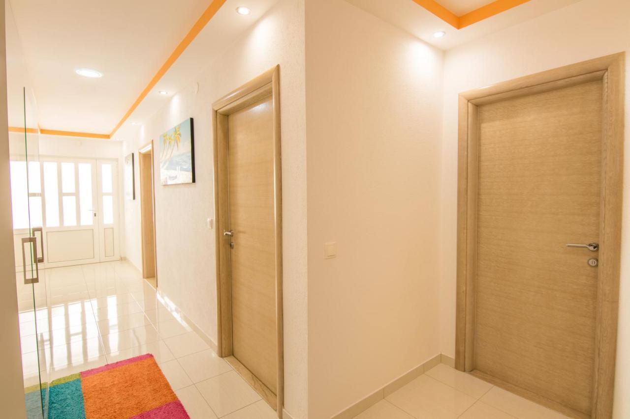 Apartman Petra Apartment Makarska Bagian luar foto