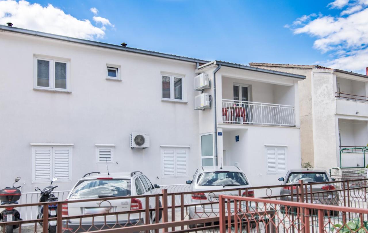 Apartman Petra Apartment Makarska Bagian luar foto